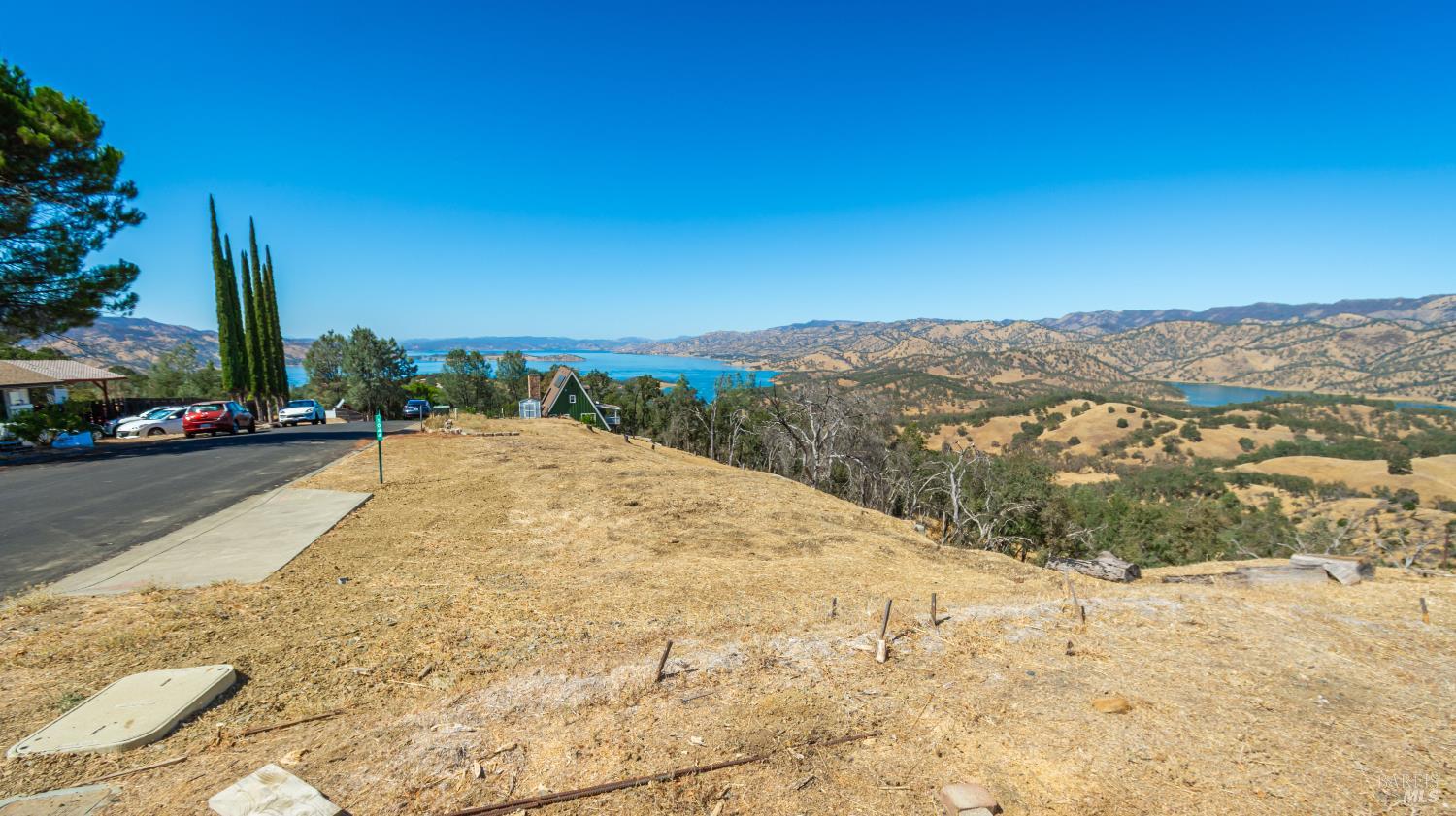 1044 Eastridge Drive