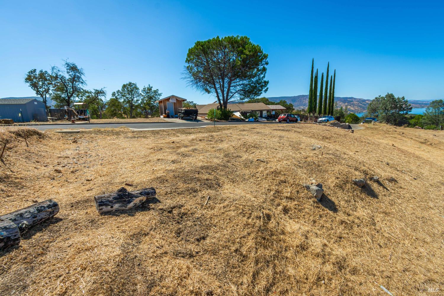 1044 Eastridge Drive