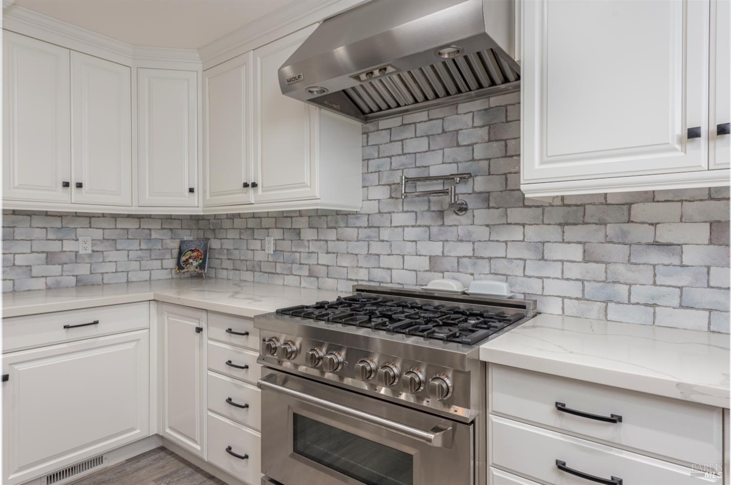 3366 Linda Mesa Way