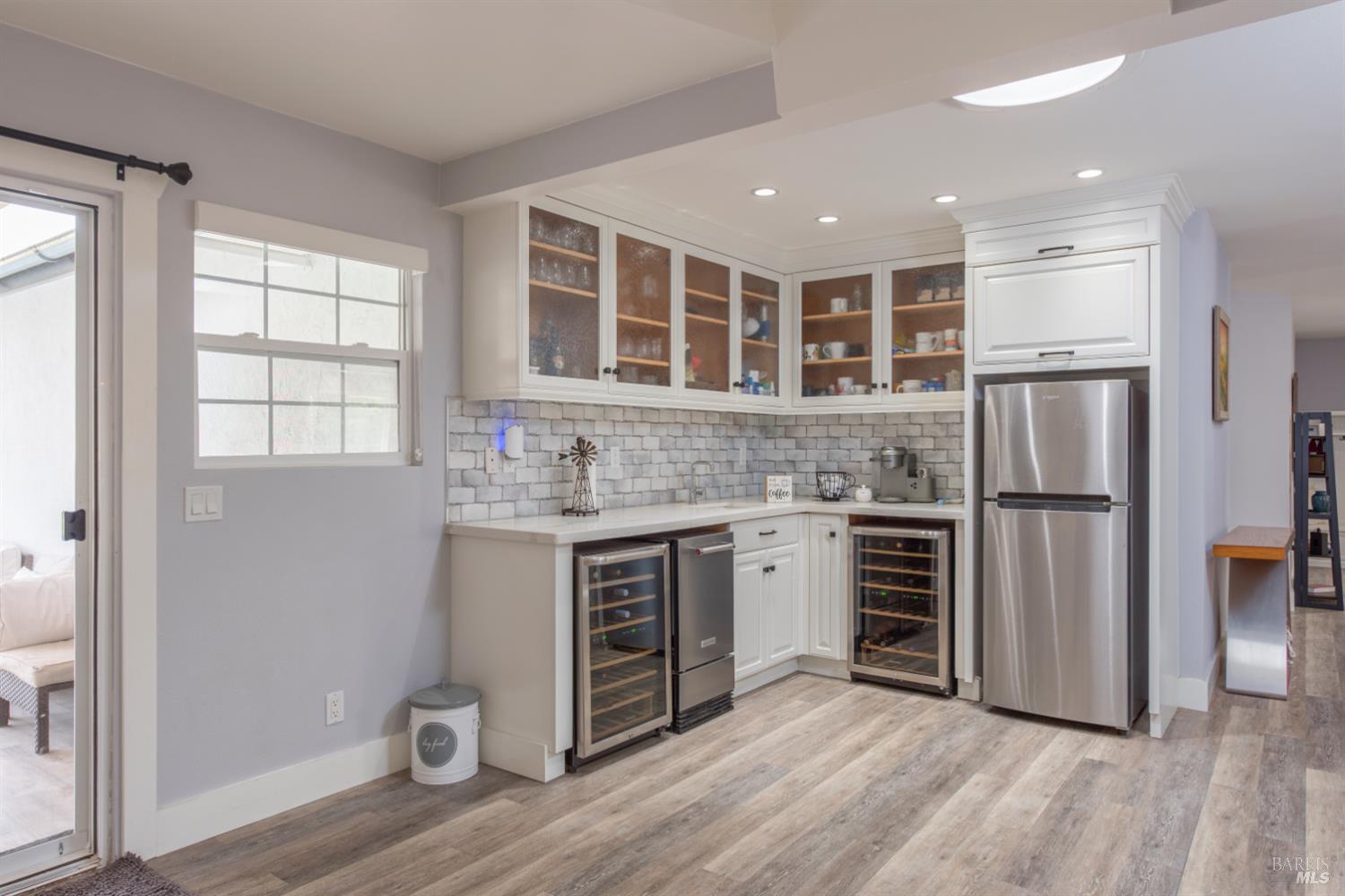 3366 Linda Mesa Way