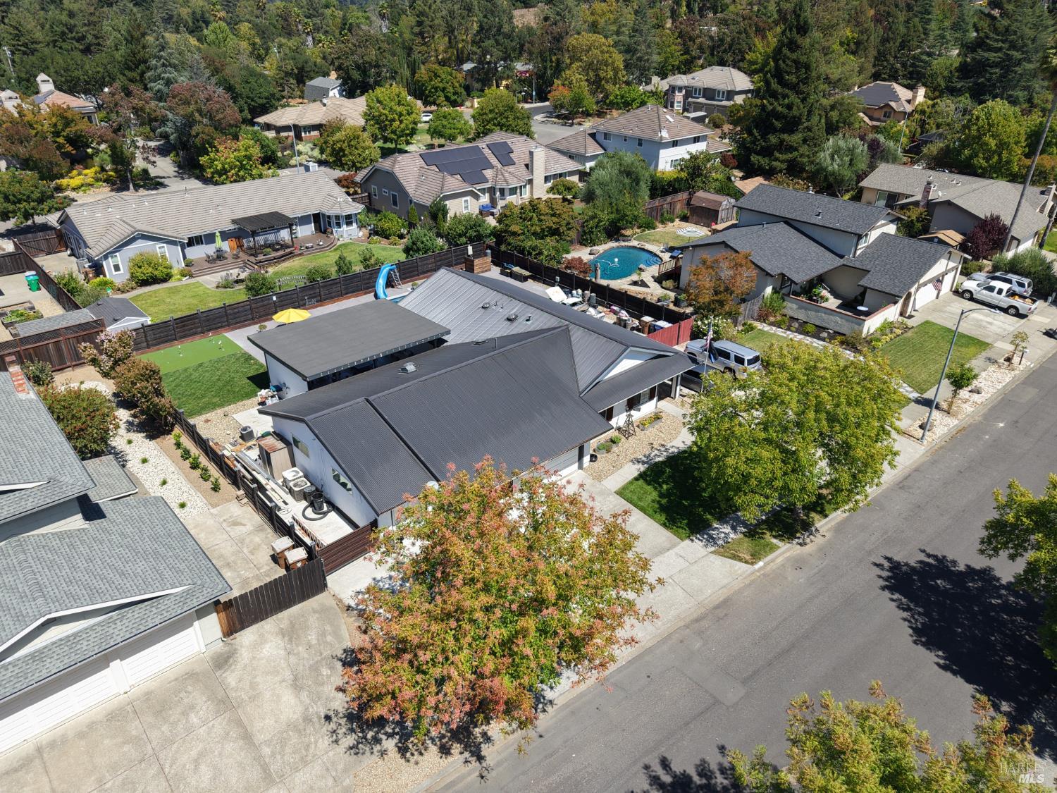 3366 Linda Mesa Way