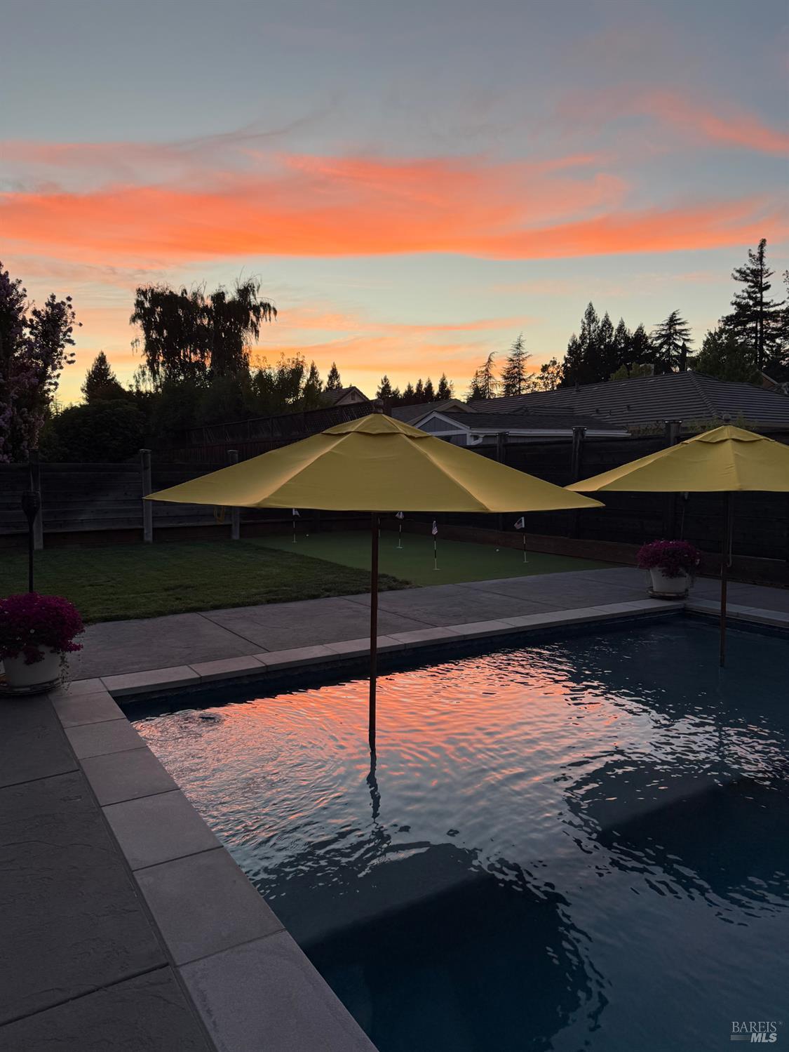3366 Linda Mesa Way