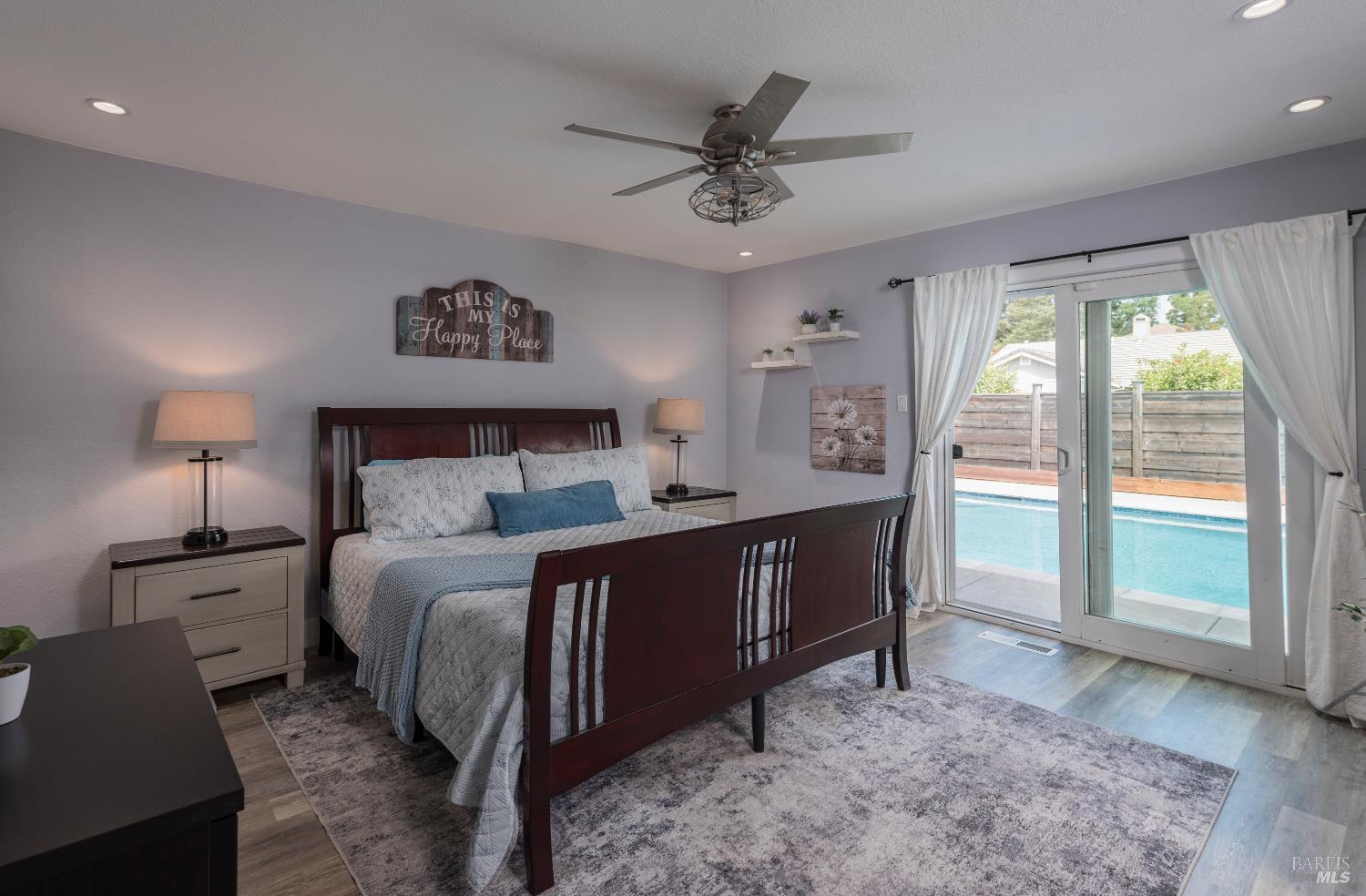 3366 Linda Mesa Way