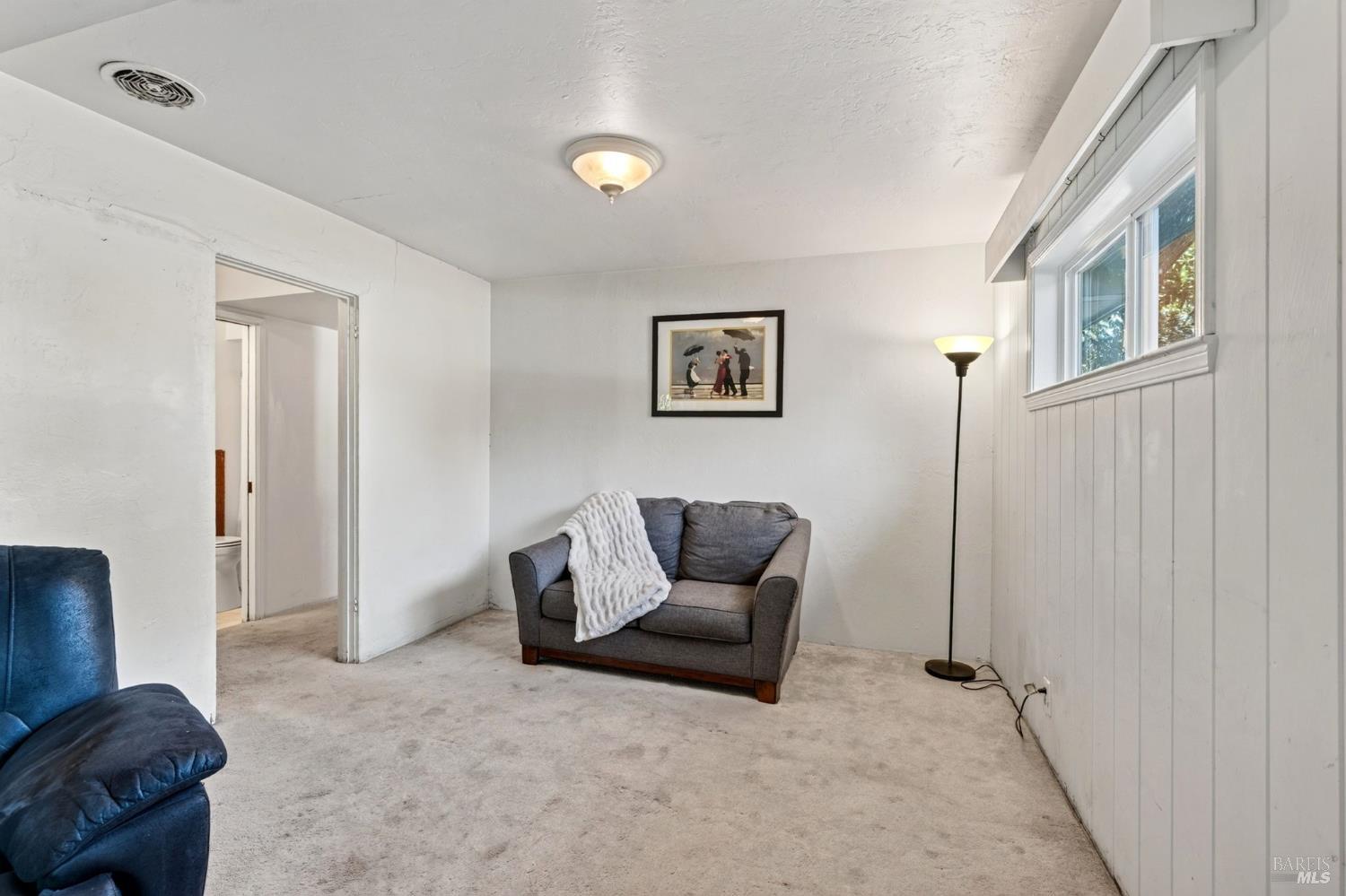 128 Burlington Drive