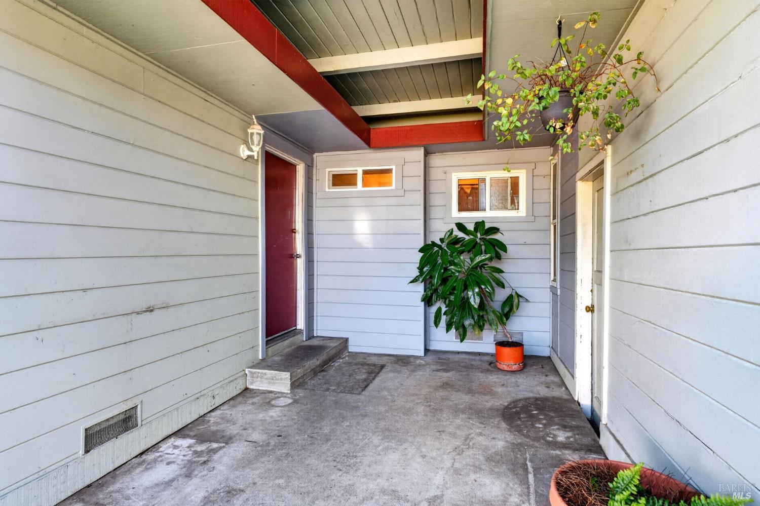 128 Burlington Drive