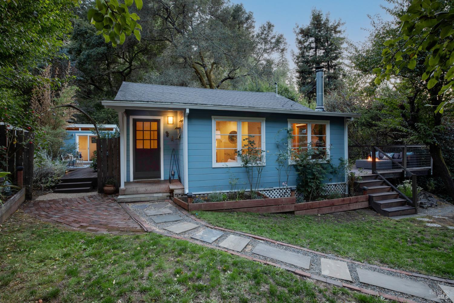 130 Montezuma Avenue