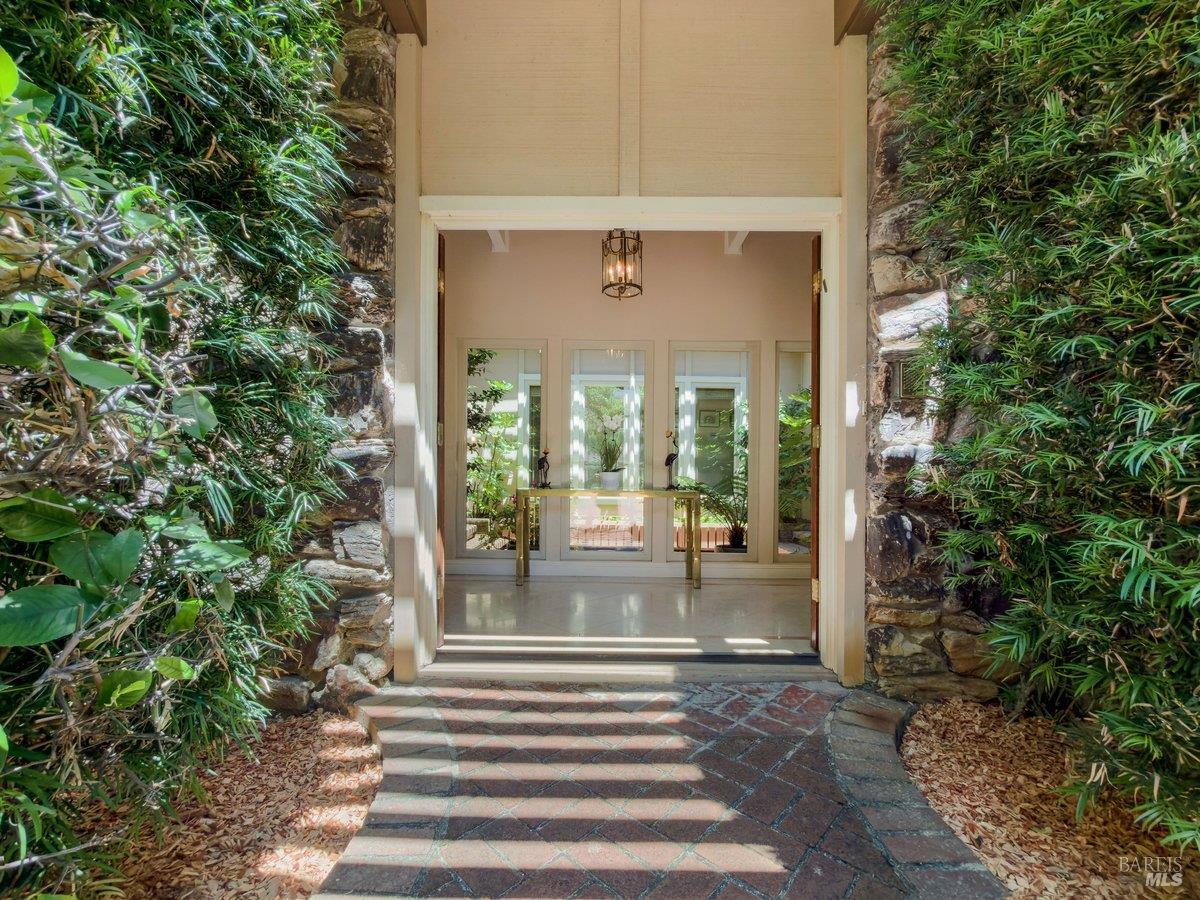 21 Dutch Valley Lane