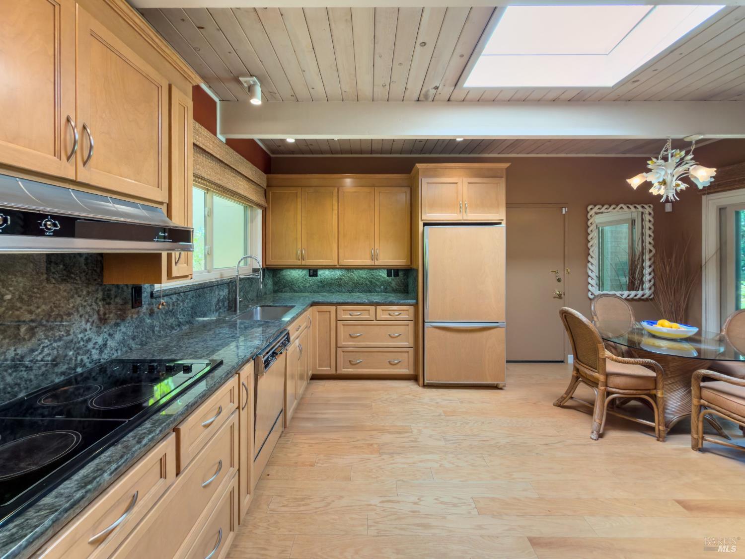 21 Dutch Valley Lane