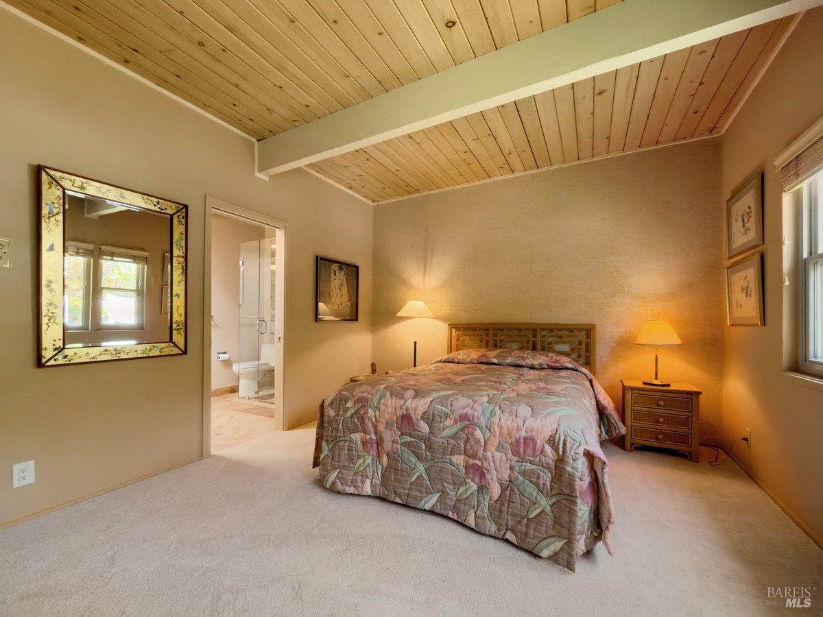 21 Dutch Valley Lane