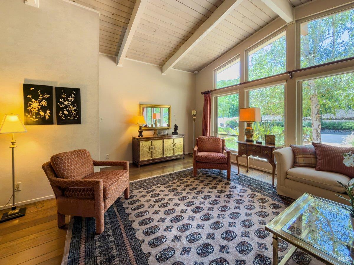 21 Dutch Valley Lane