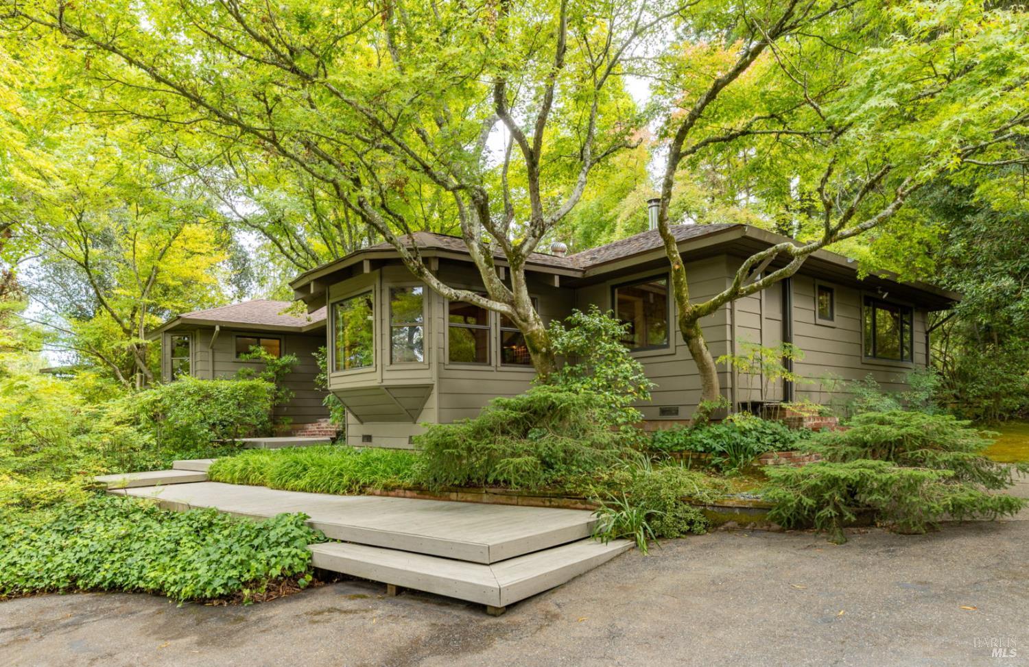 5760 Cuneo Court