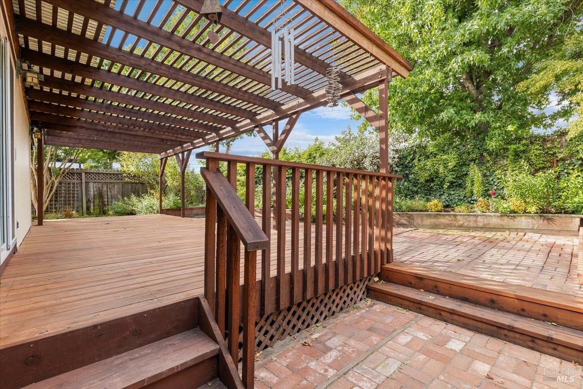 300 Stony Point Road Unit: #105