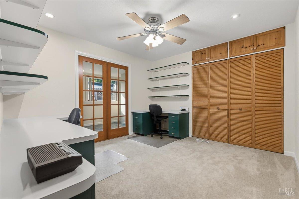 300 Stony Point Road Unit: #105