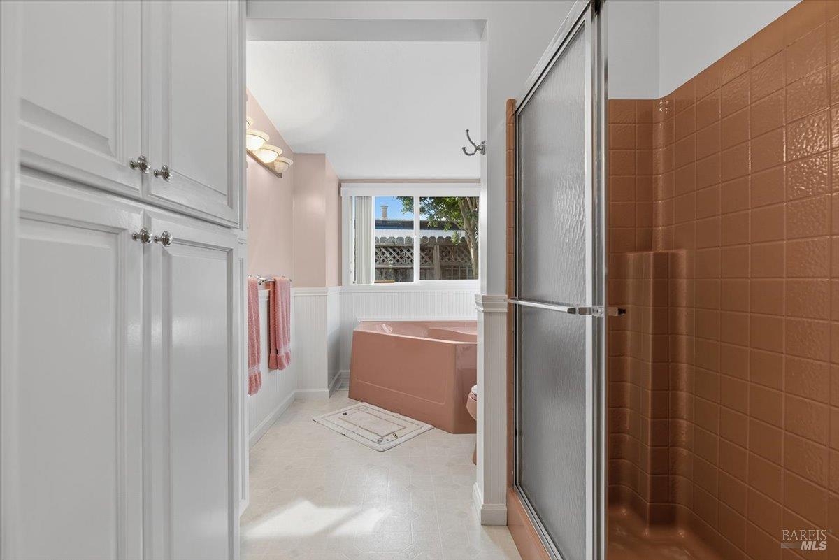 300 Stony Point Road Unit: #105