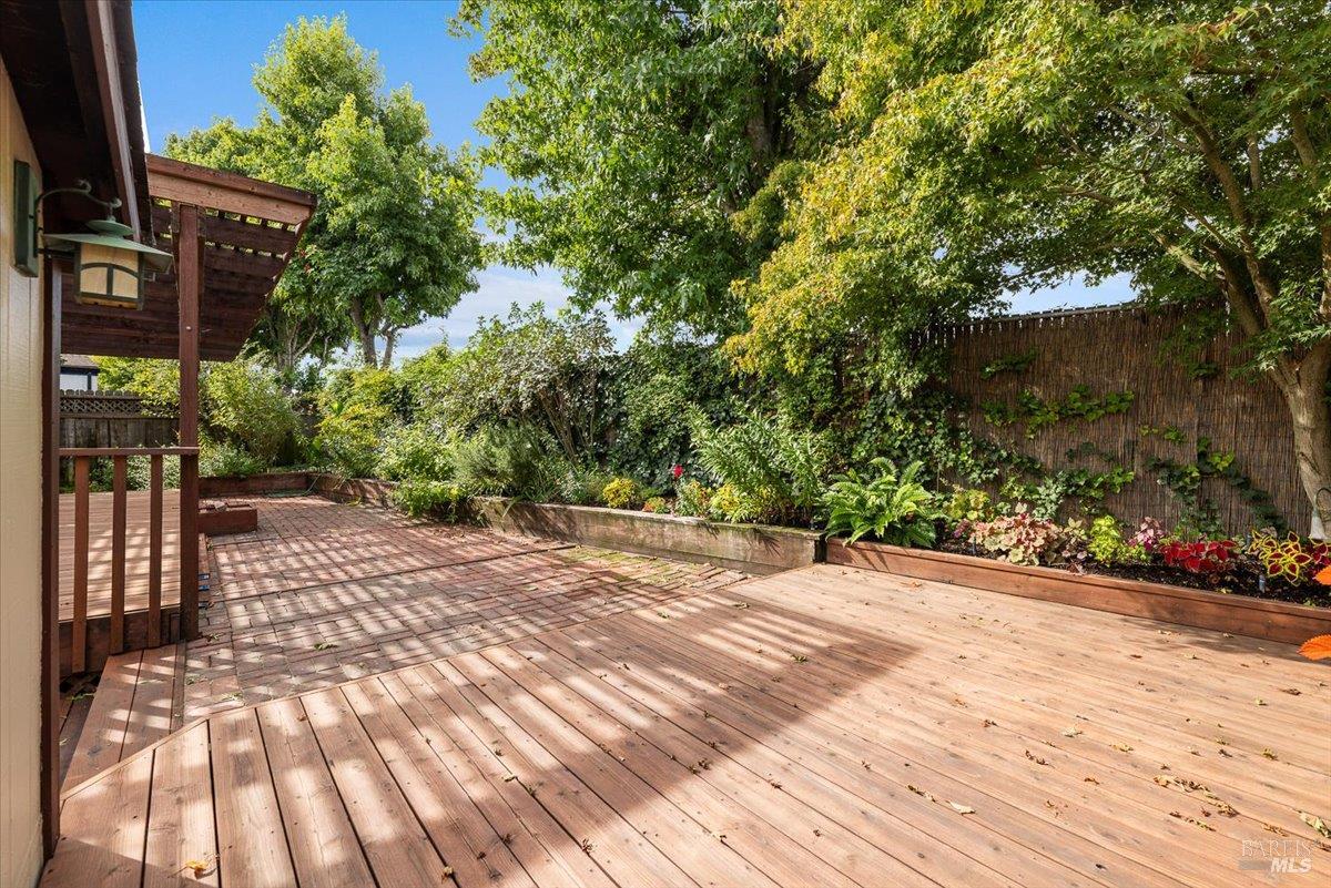 300 Stony Point Road Unit: #105