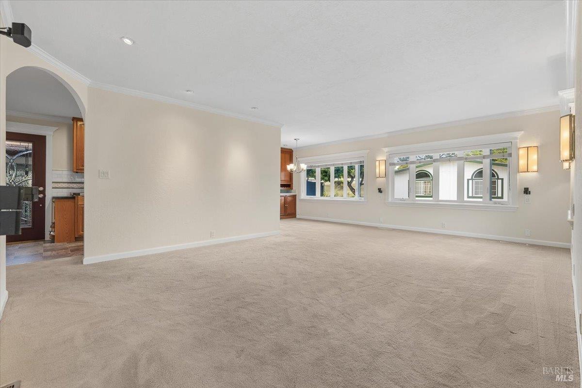 300 Stony Point Road Unit: #105
