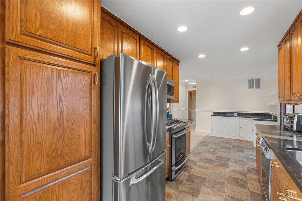 300 Stony Point Road Unit: #105