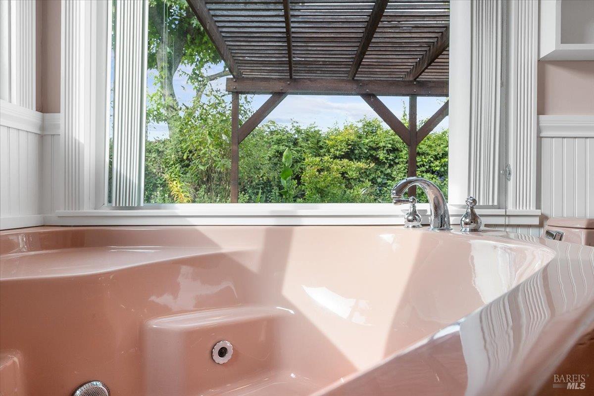 300 Stony Point Road Unit: #105