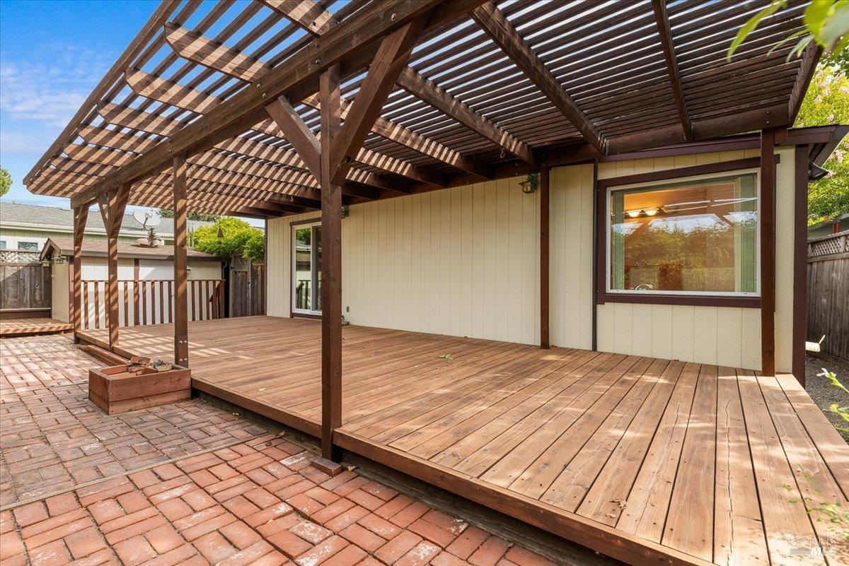 300 Stony Point Road Unit: #105