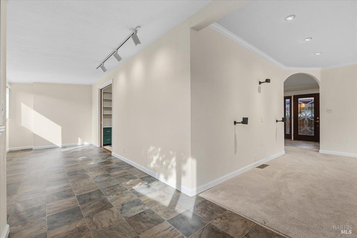 300 Stony Point Road Unit: #105