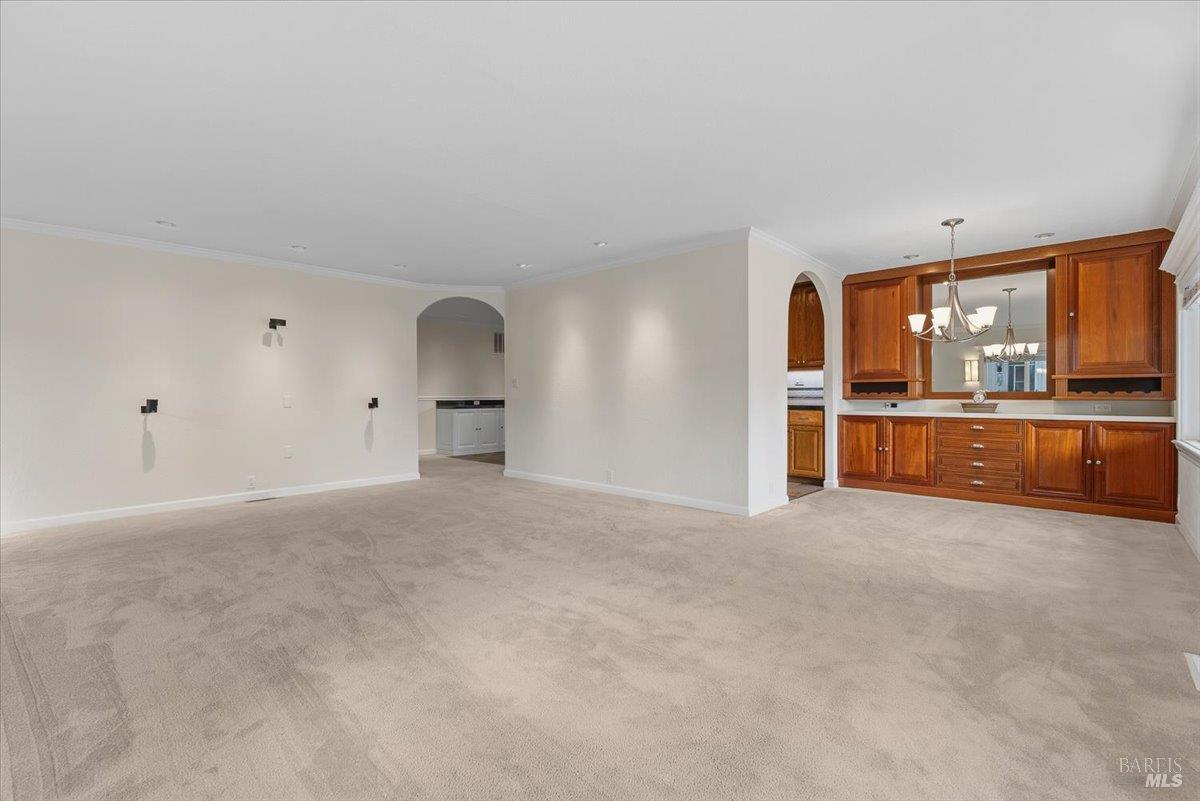 300 Stony Point Road Unit: #105