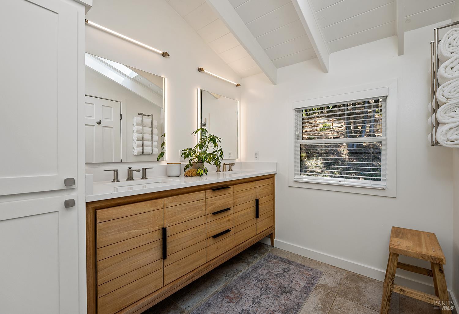 6840 Giovanetti Road