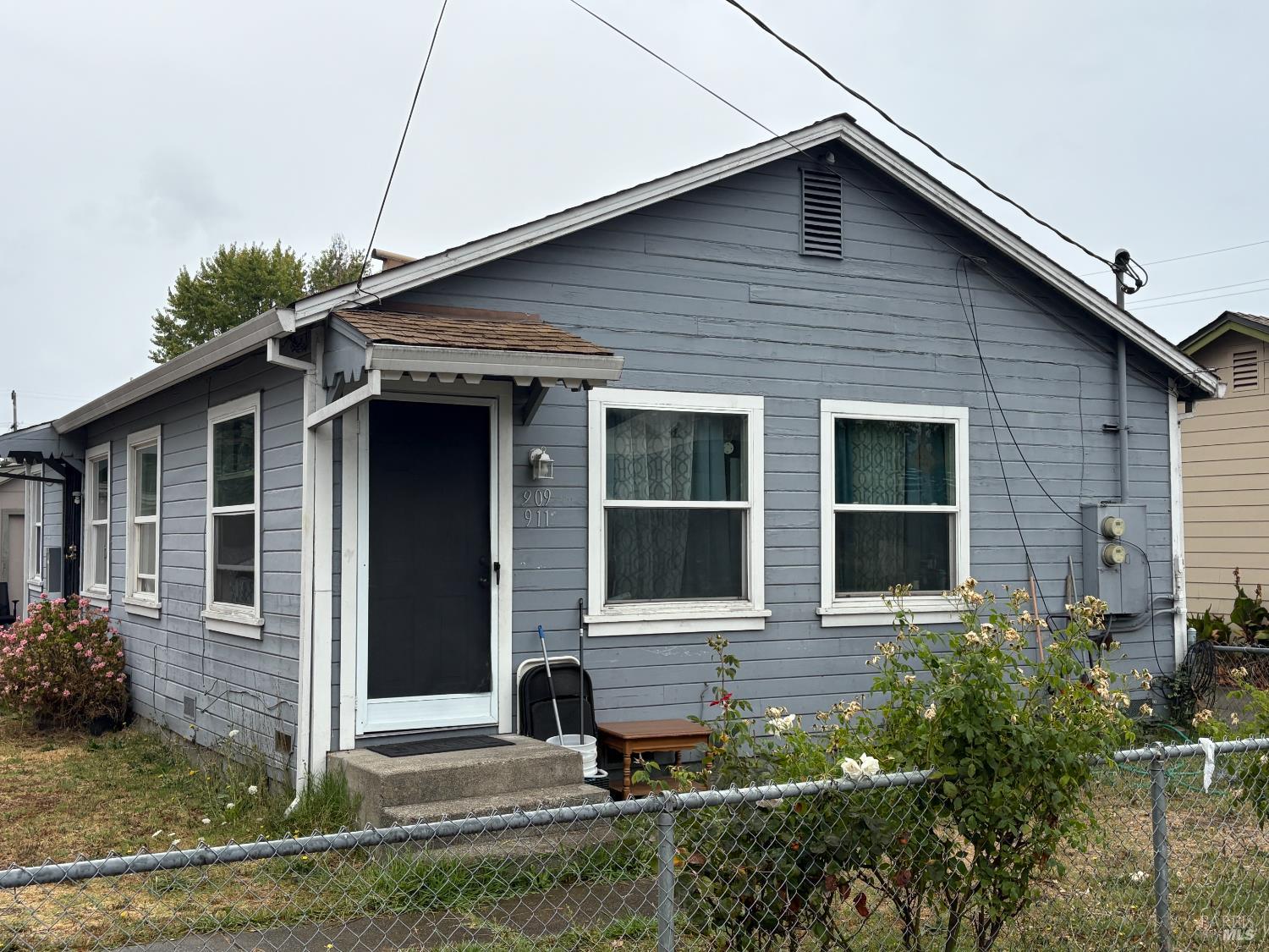917 Hendley Street