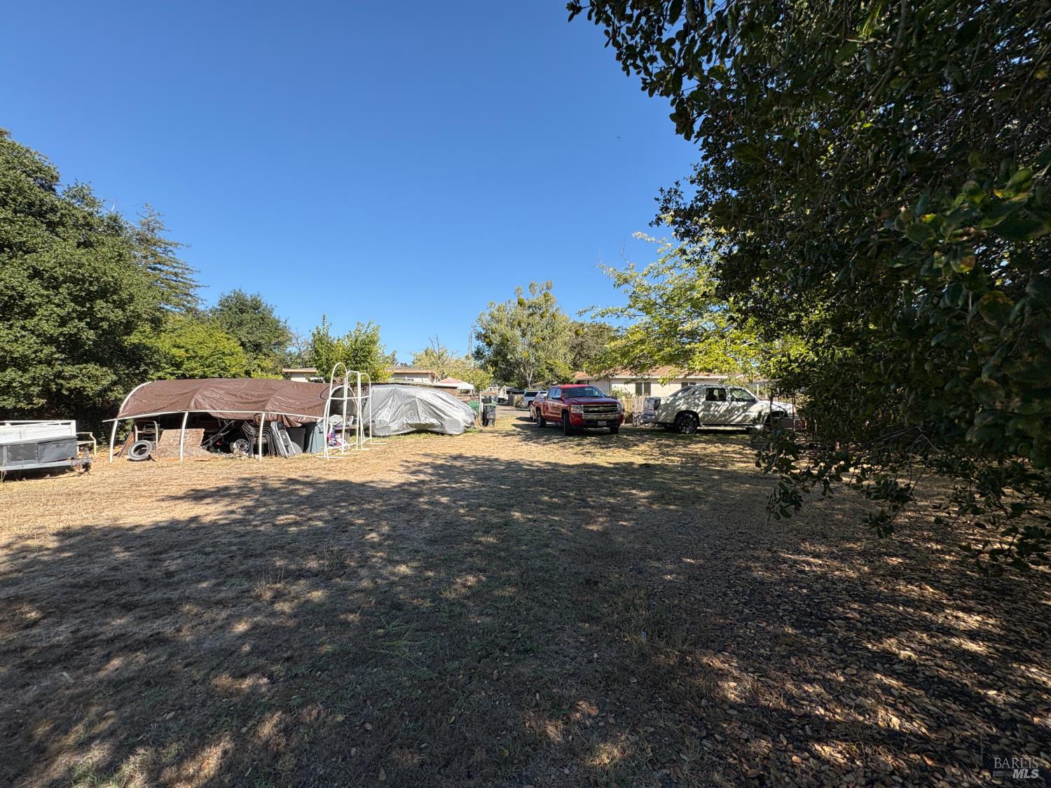 2723 Victoria Drive