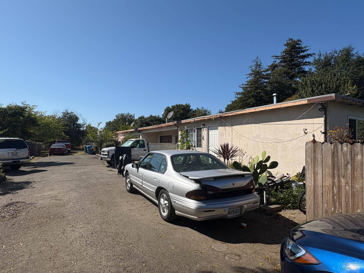 2723 Victoria Drive