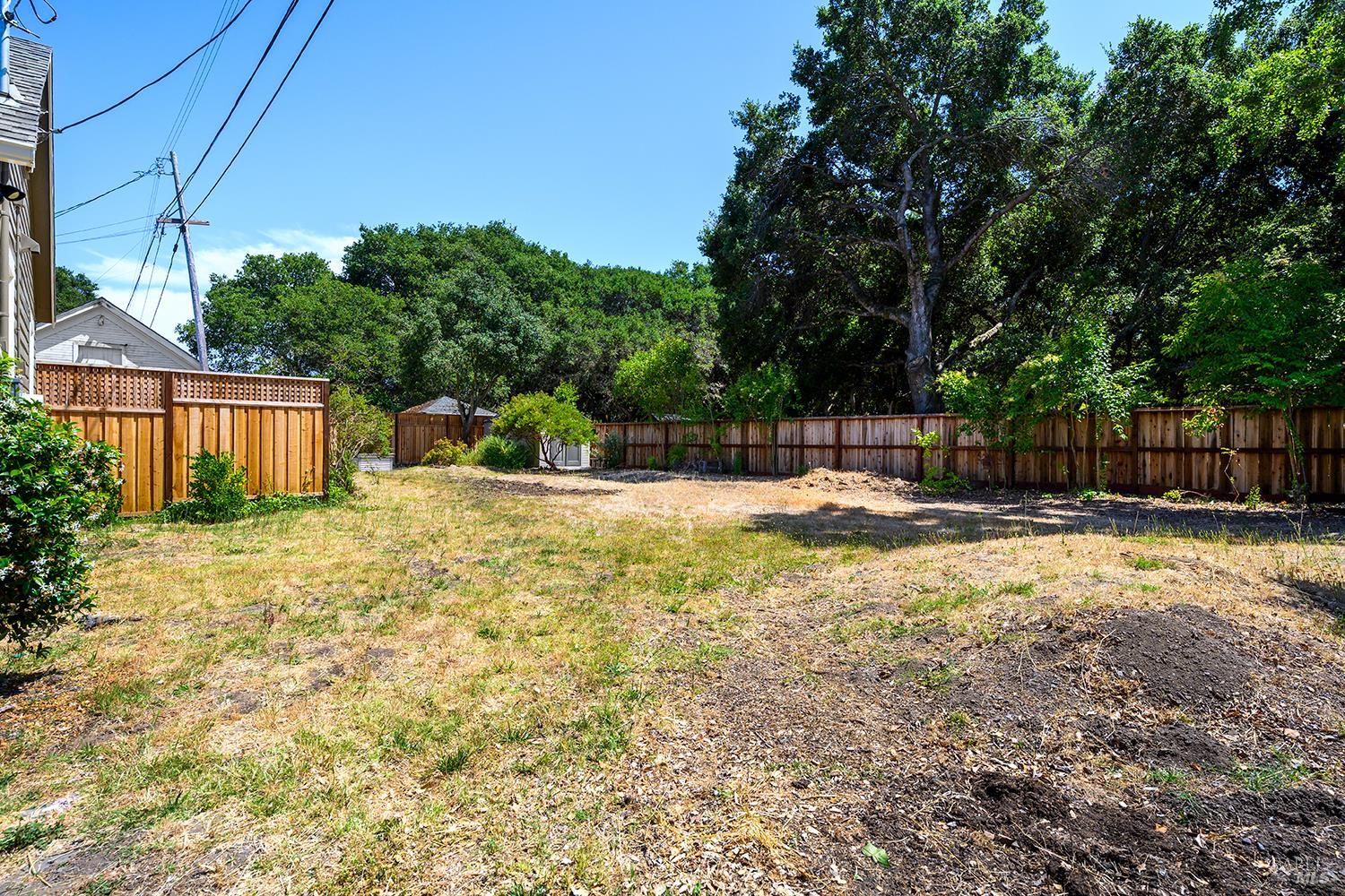 732 Petaluma Boulevard S