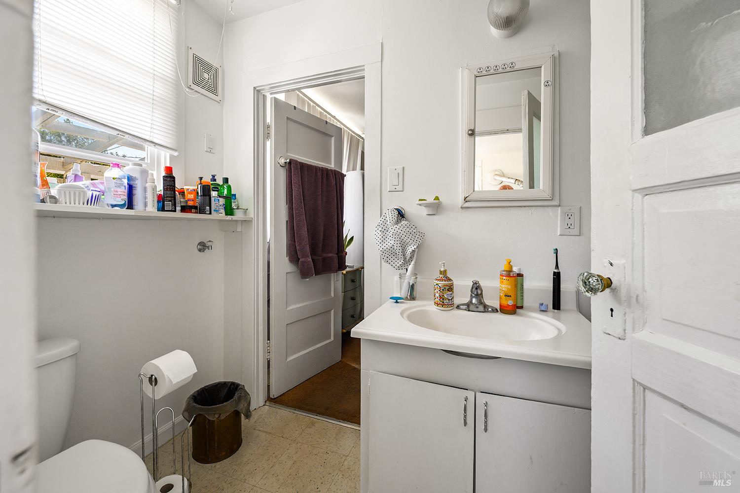 732 Petaluma Boulevard S