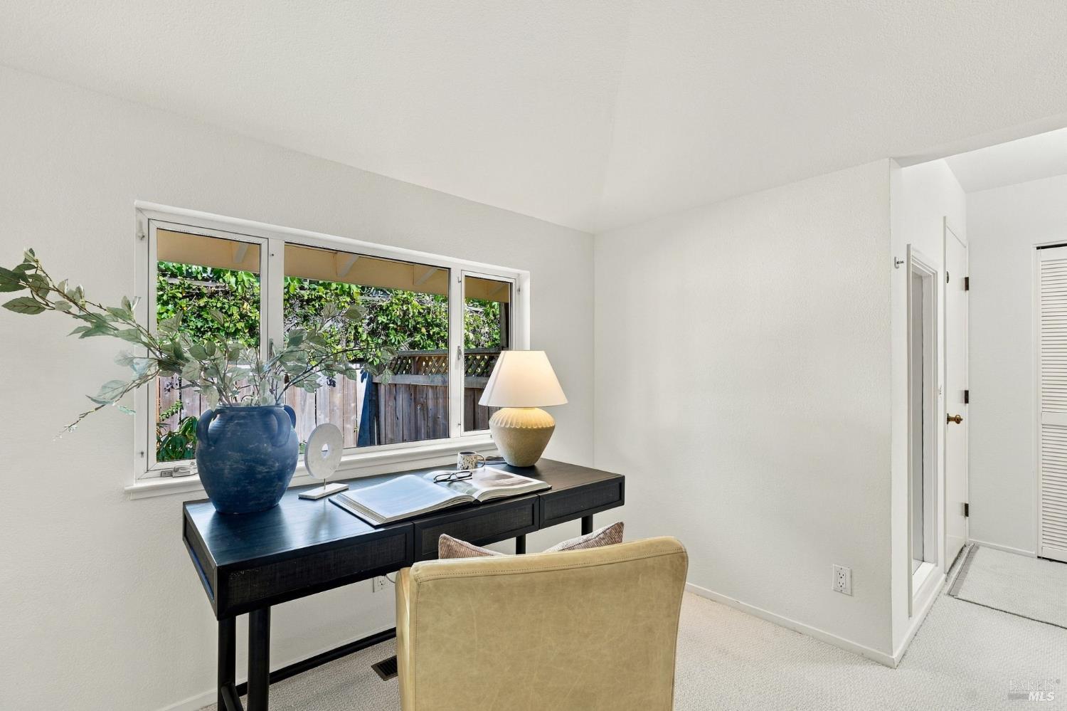 16 Aqua Vista Drive