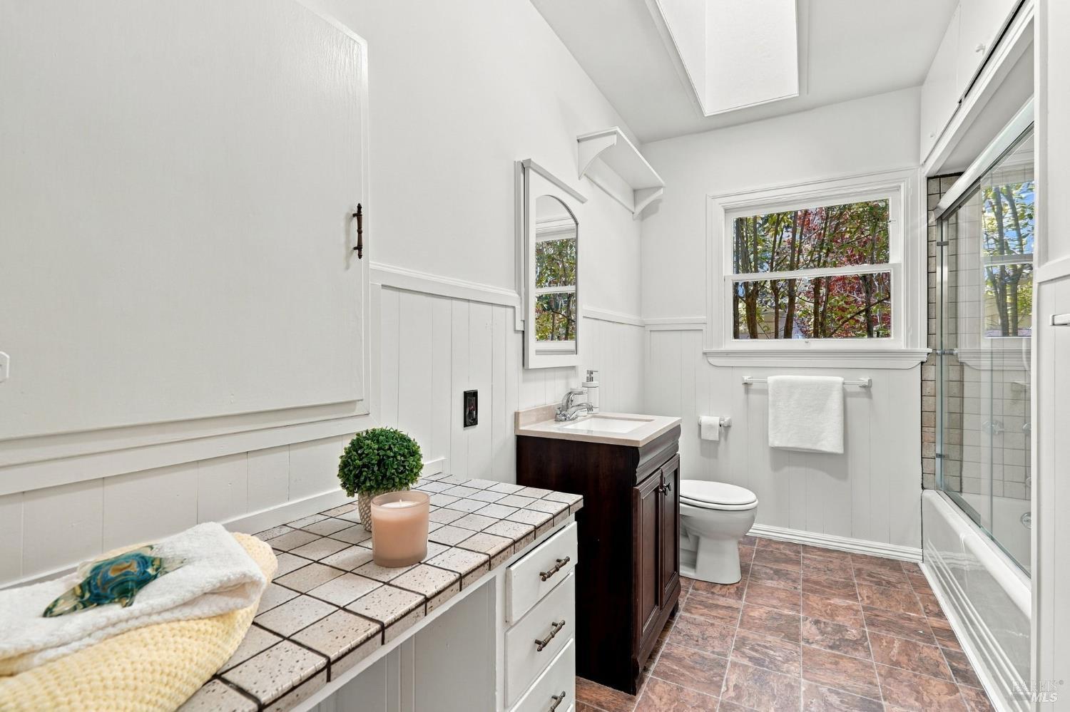 3 Emlin Place