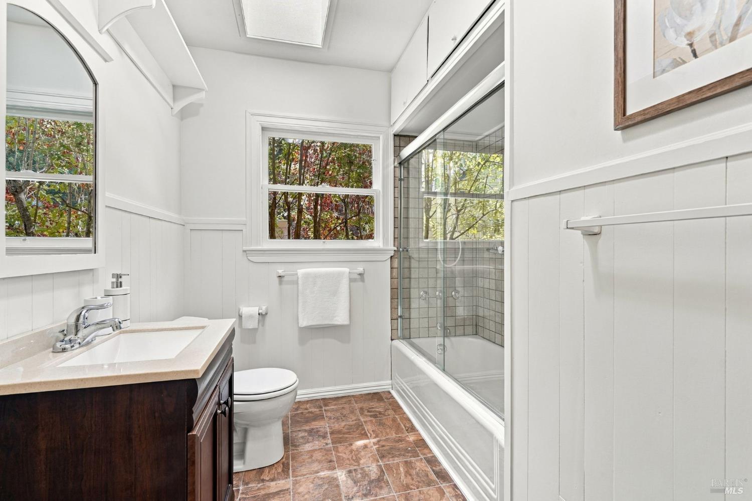 3 Emlin Place