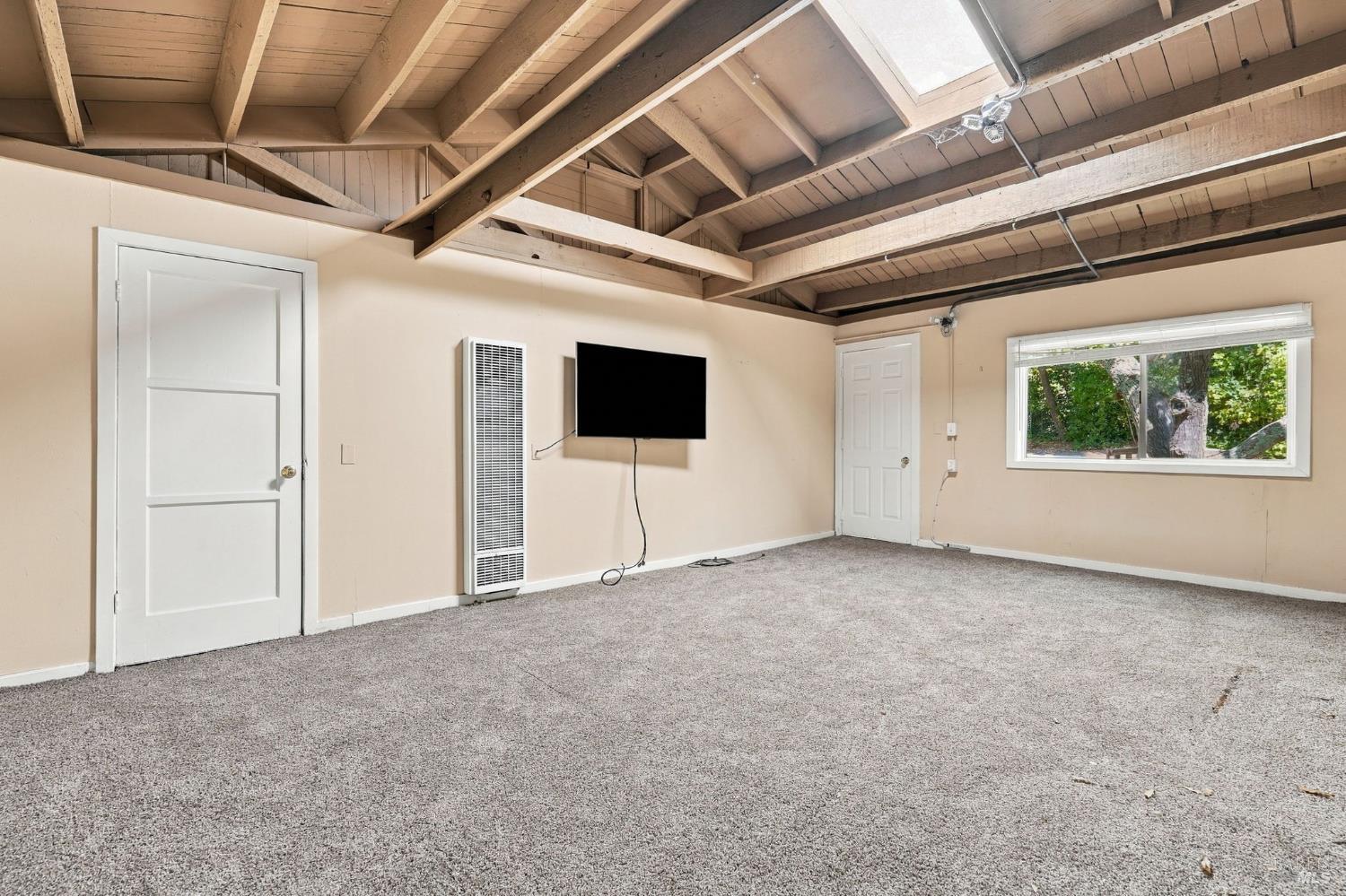 3 Emlin Place