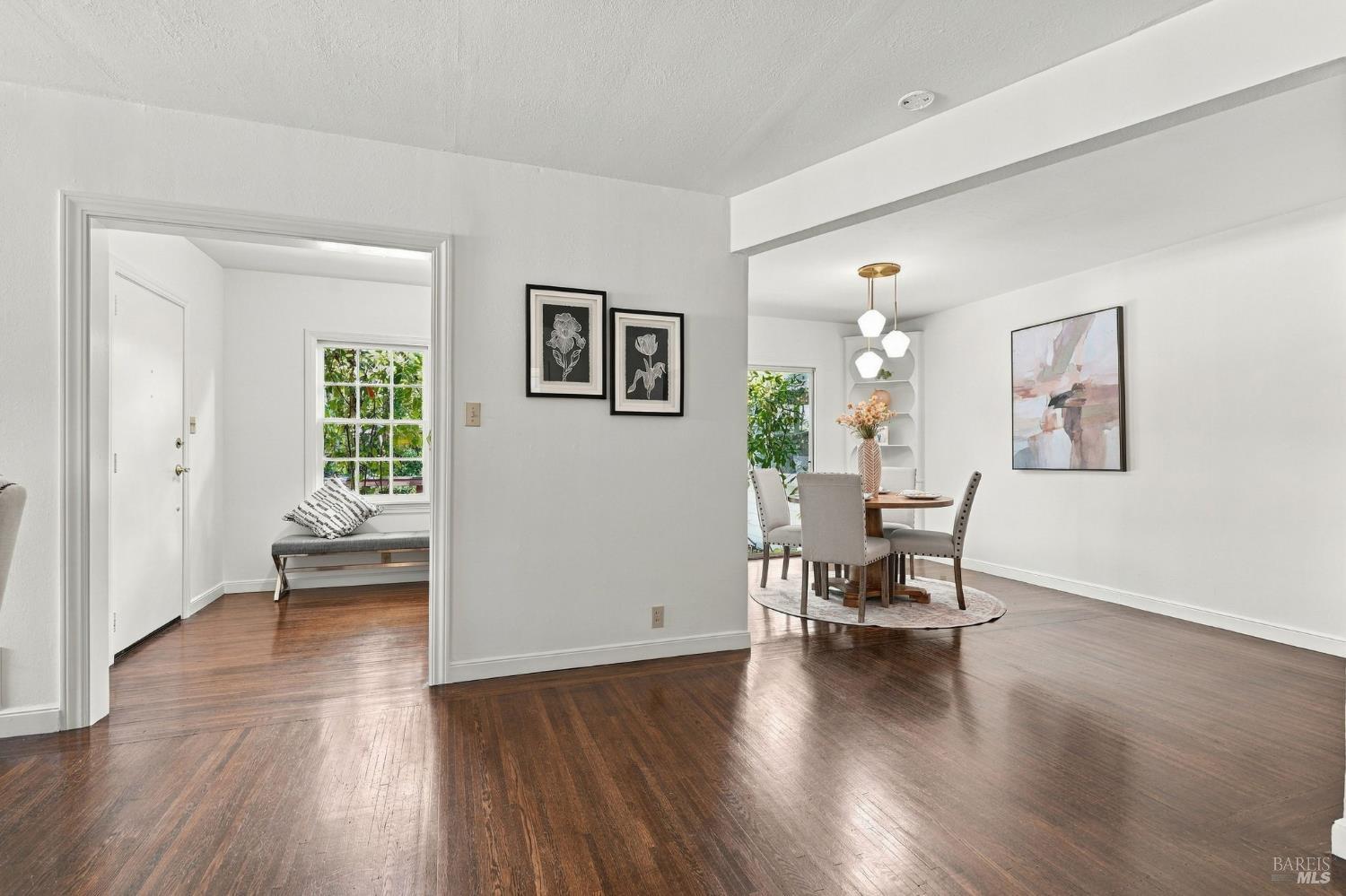 3 Emlin Place