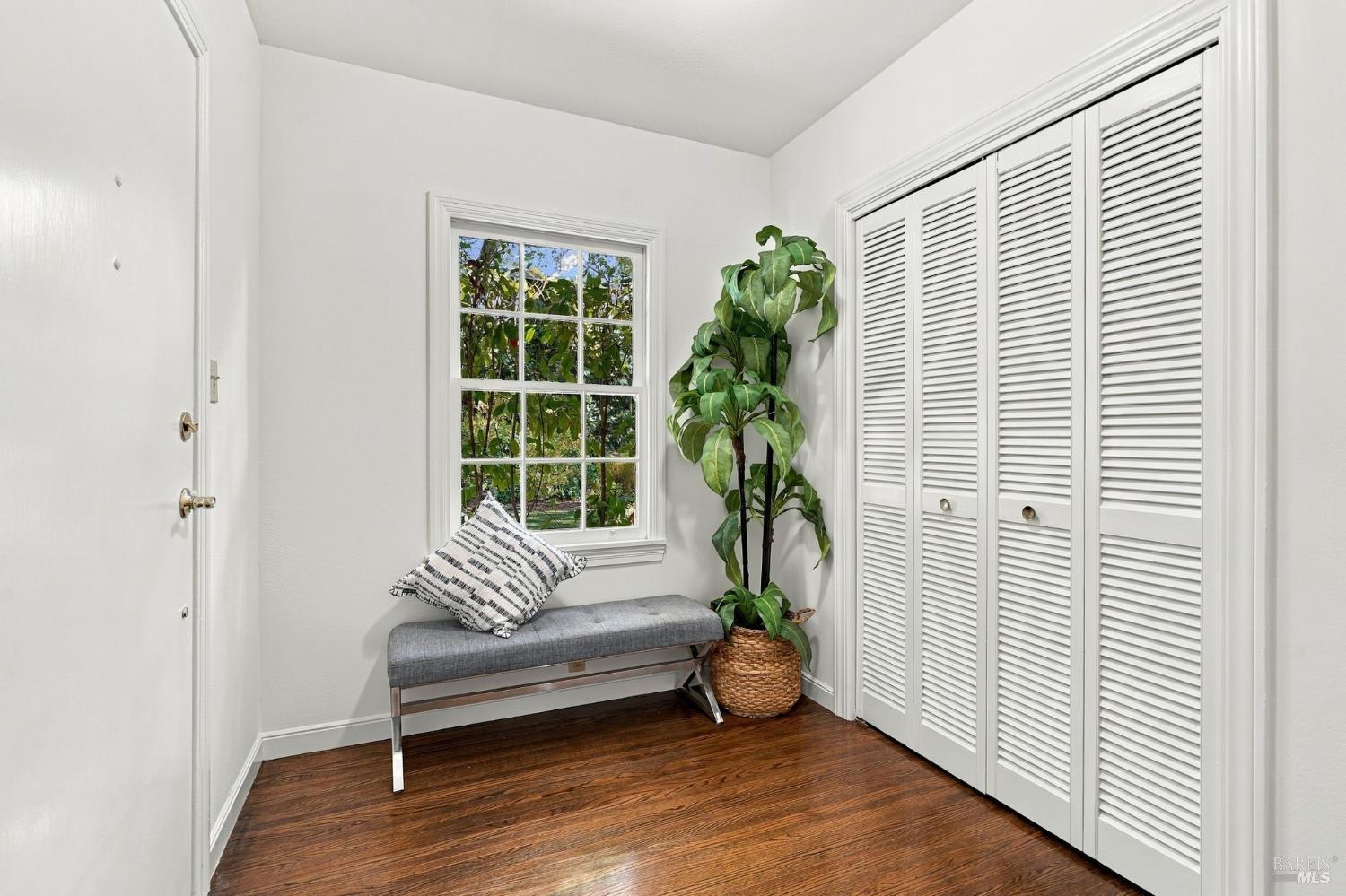 3 Emlin Place