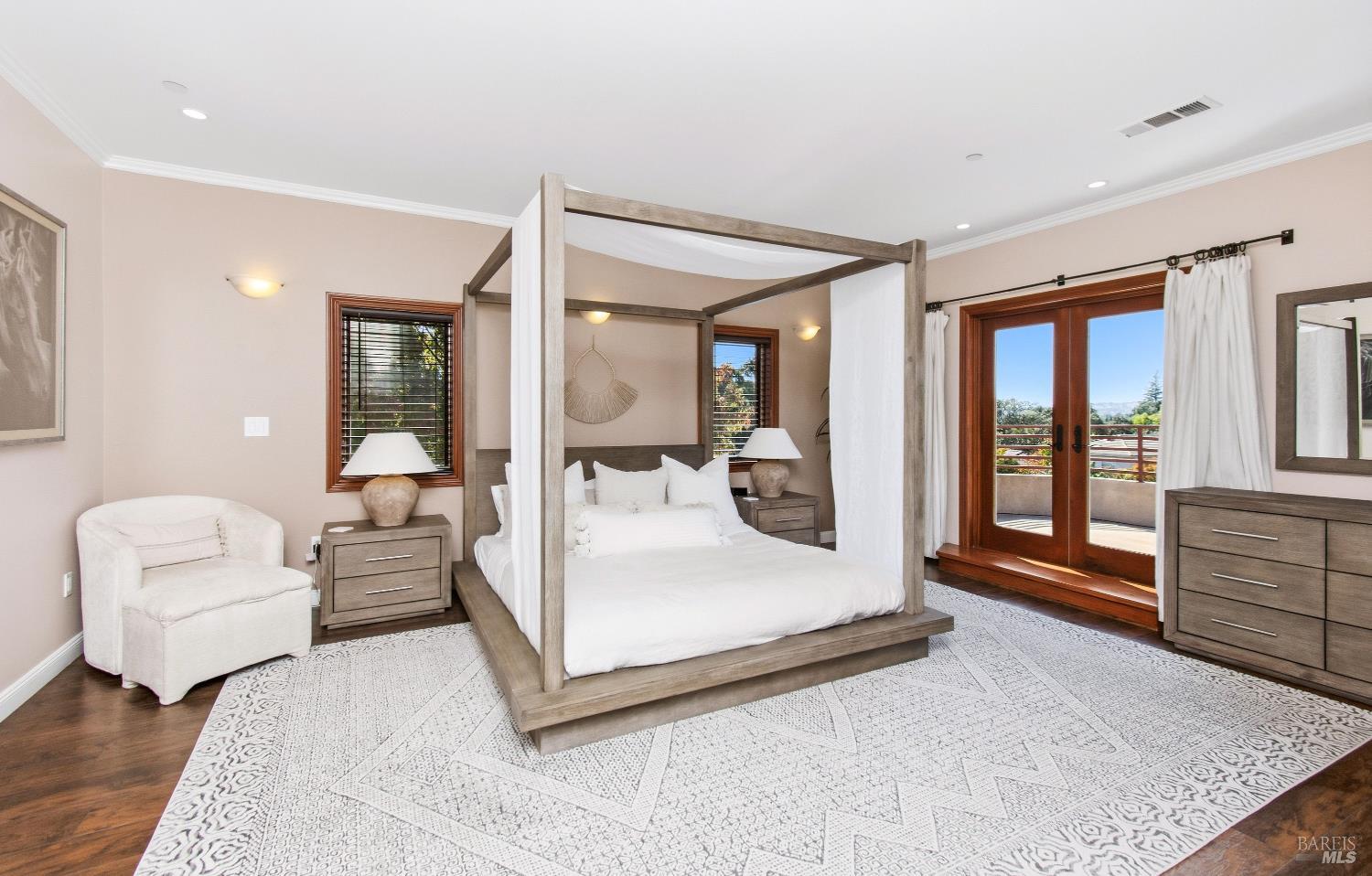 224 Cardwell Court