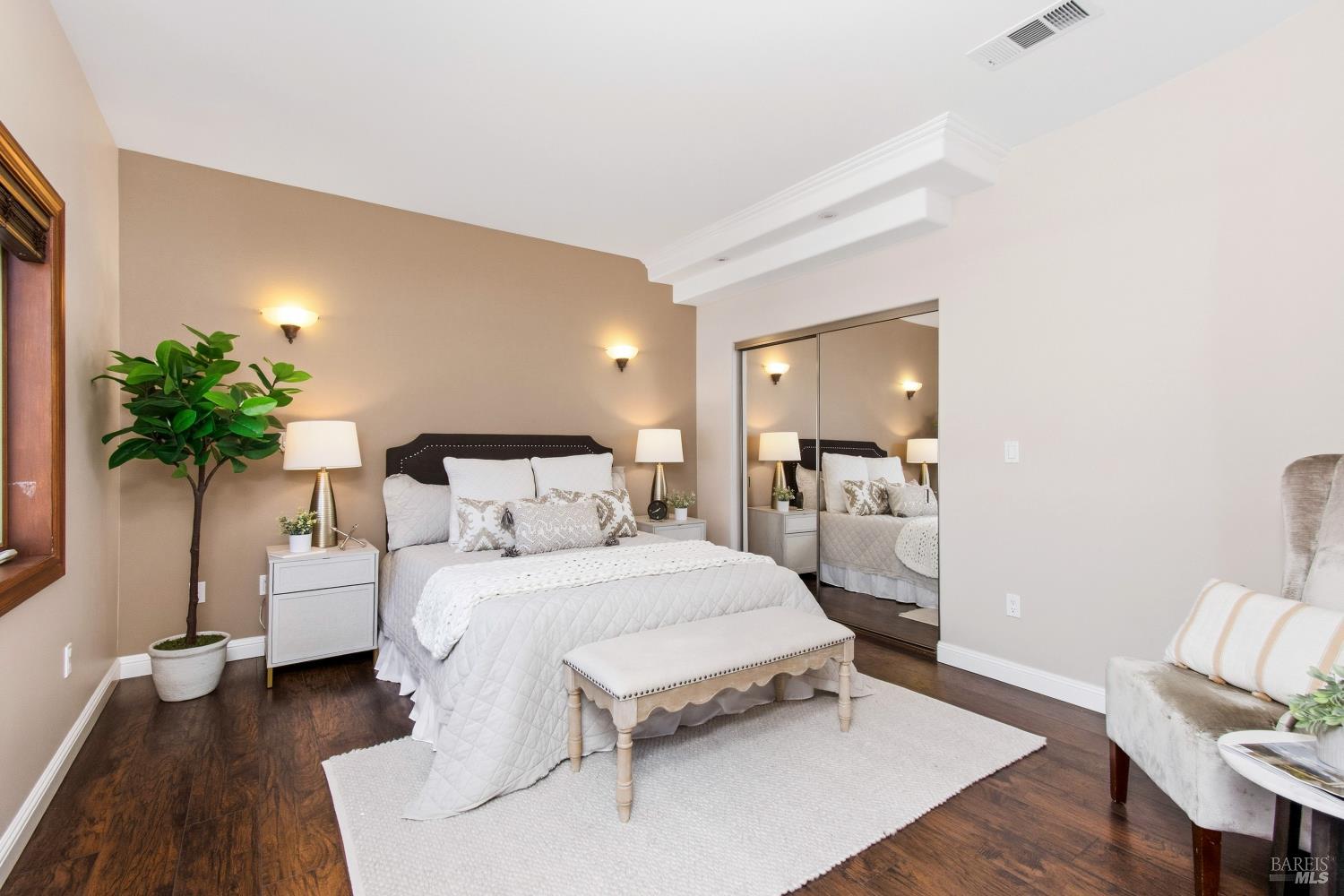 224 Cardwell Court