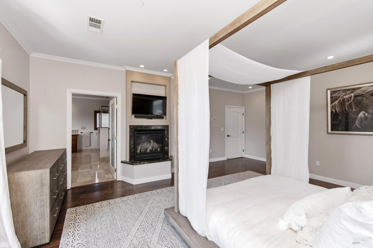 224 Cardwell Court