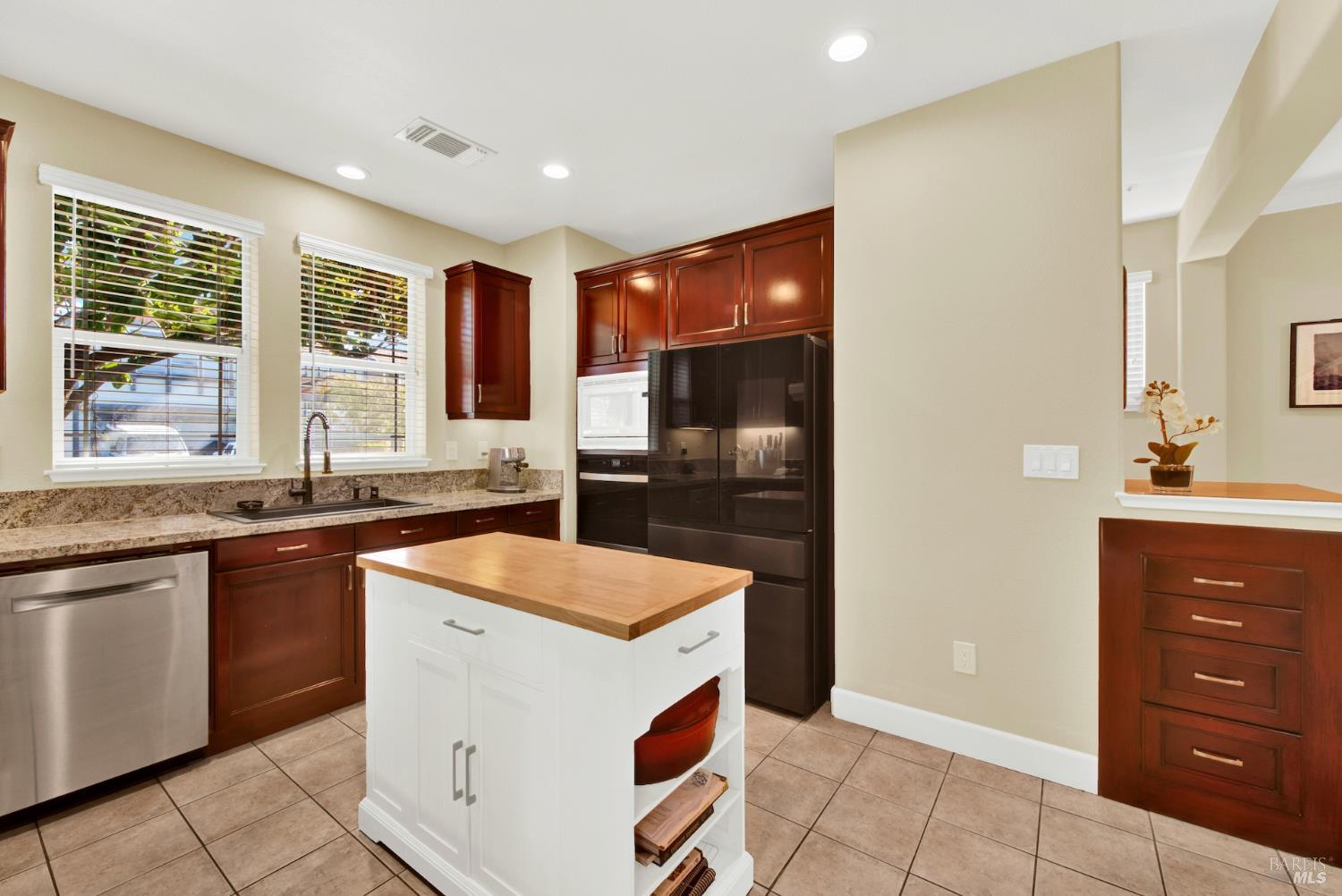 3209 Von Uhlit Ranch Road