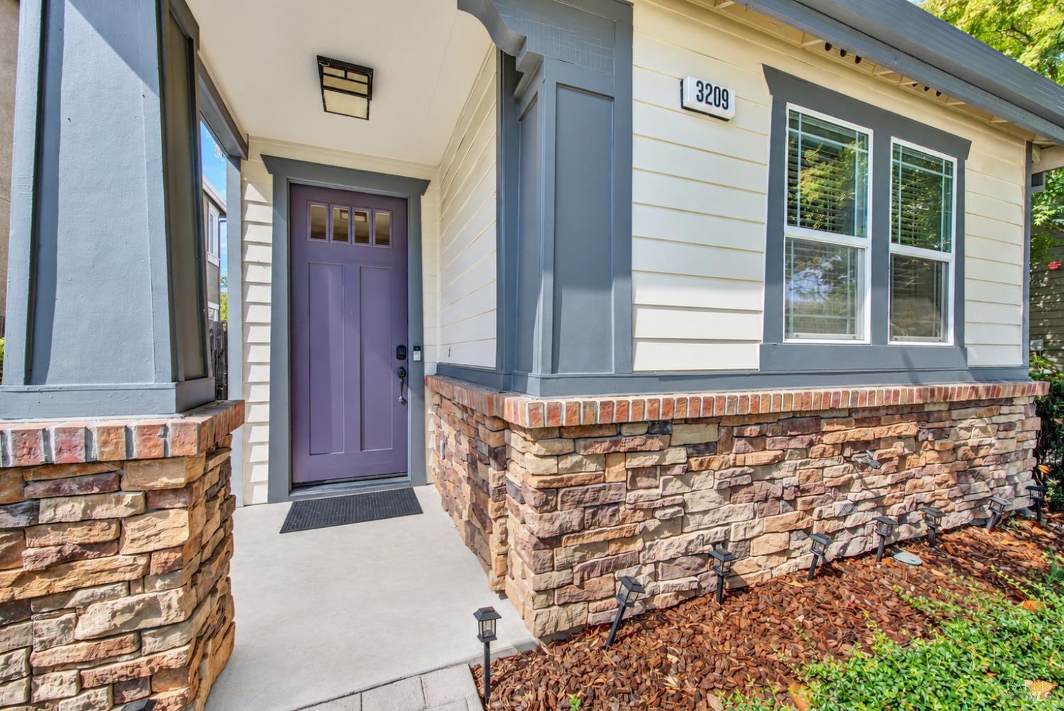 3209 Von Uhlit Ranch Road