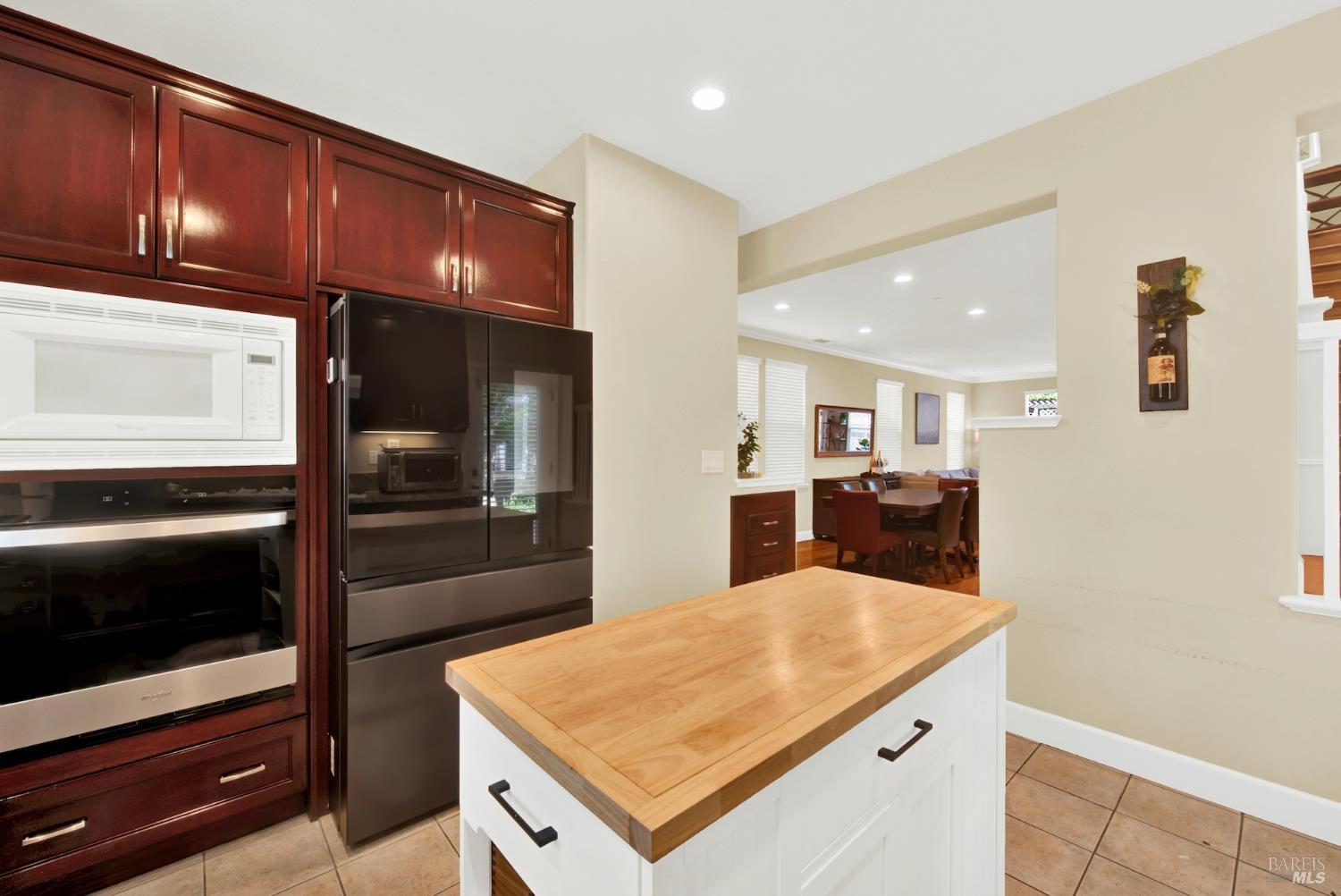 3209 Von Uhlit Ranch Road