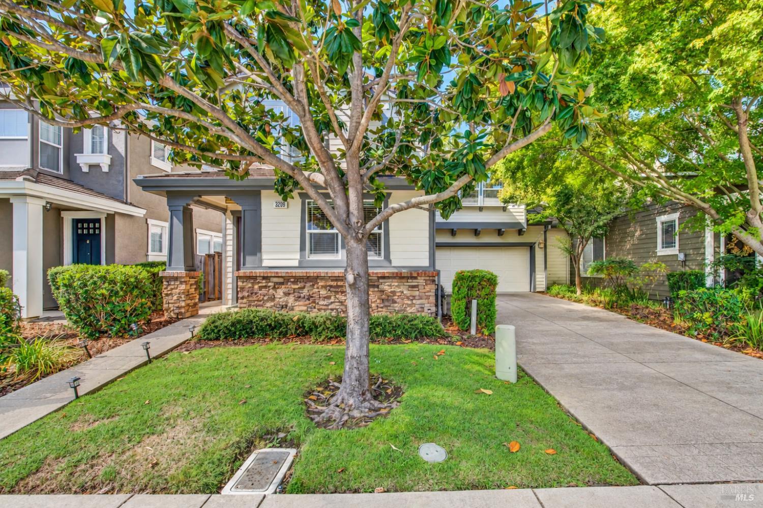 3209 Von Uhlit Ranch Road