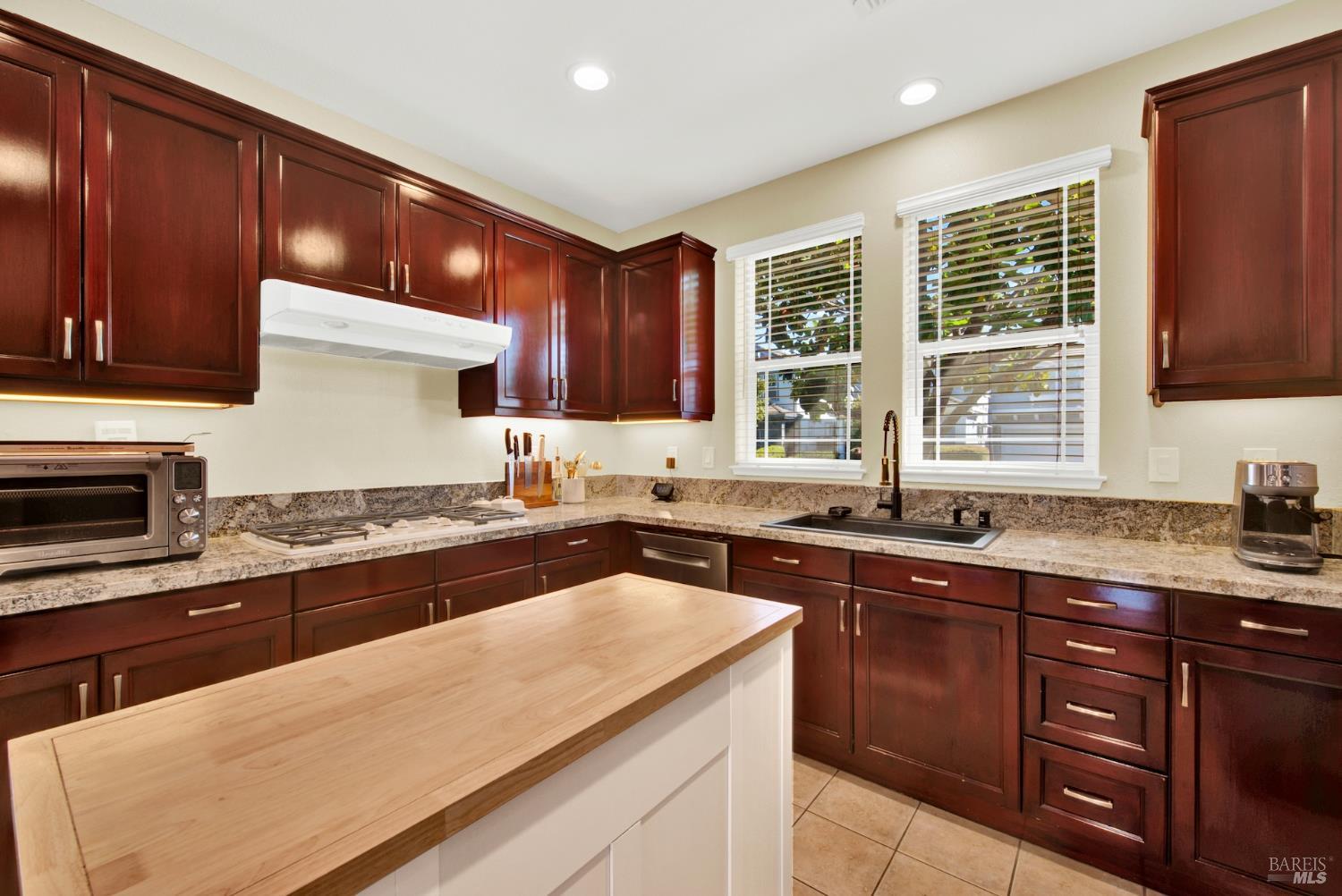 3209 Von Uhlit Ranch Road