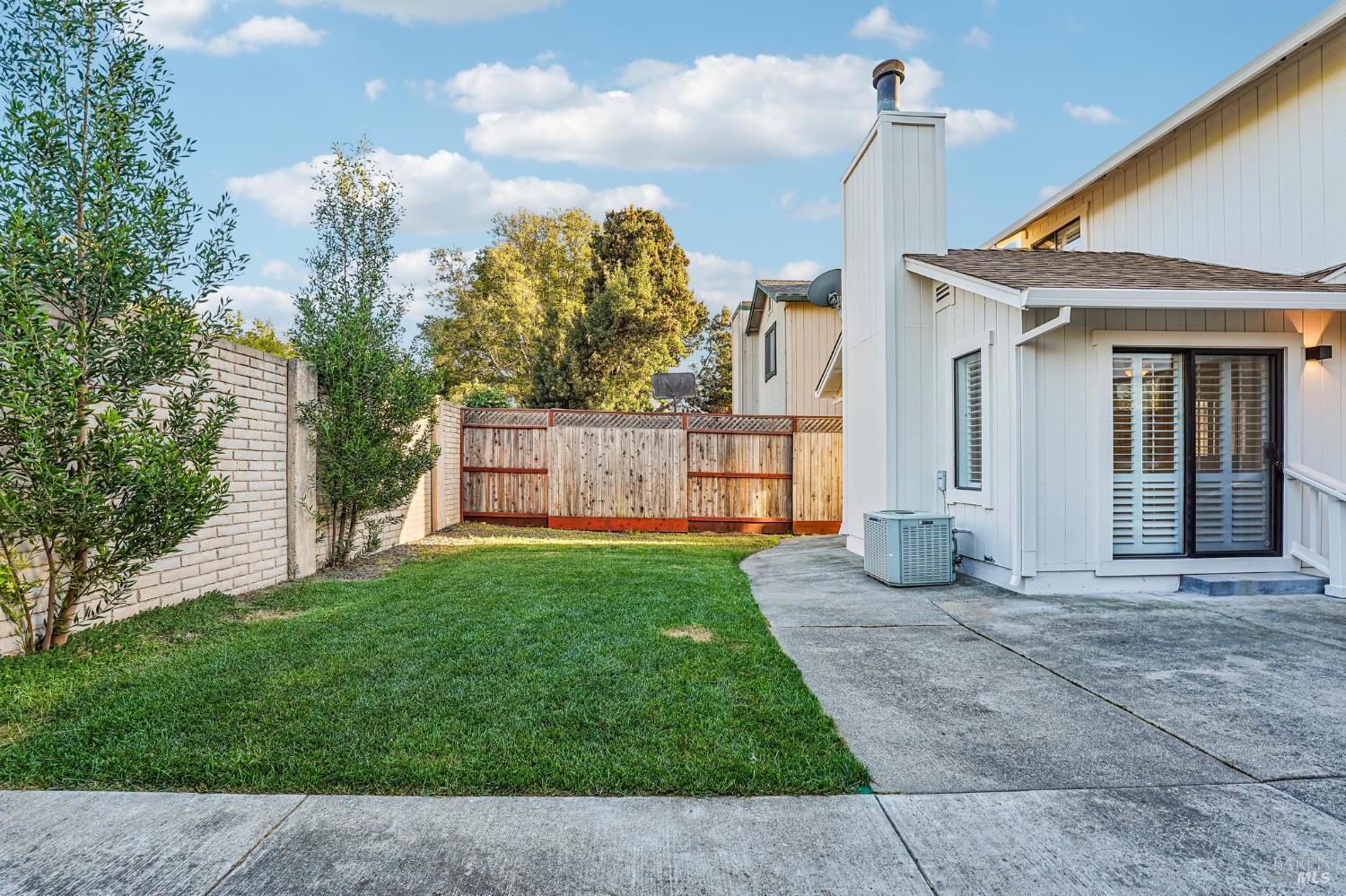 7628 Mandolin Way