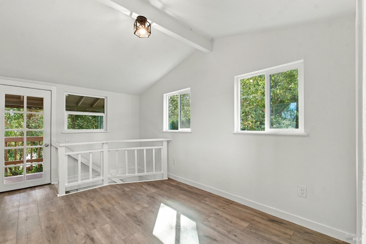9438 Rio Vista Road