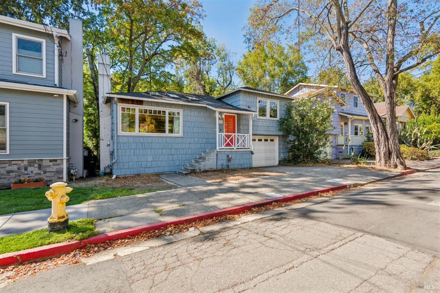 33 Brookdale Avenue