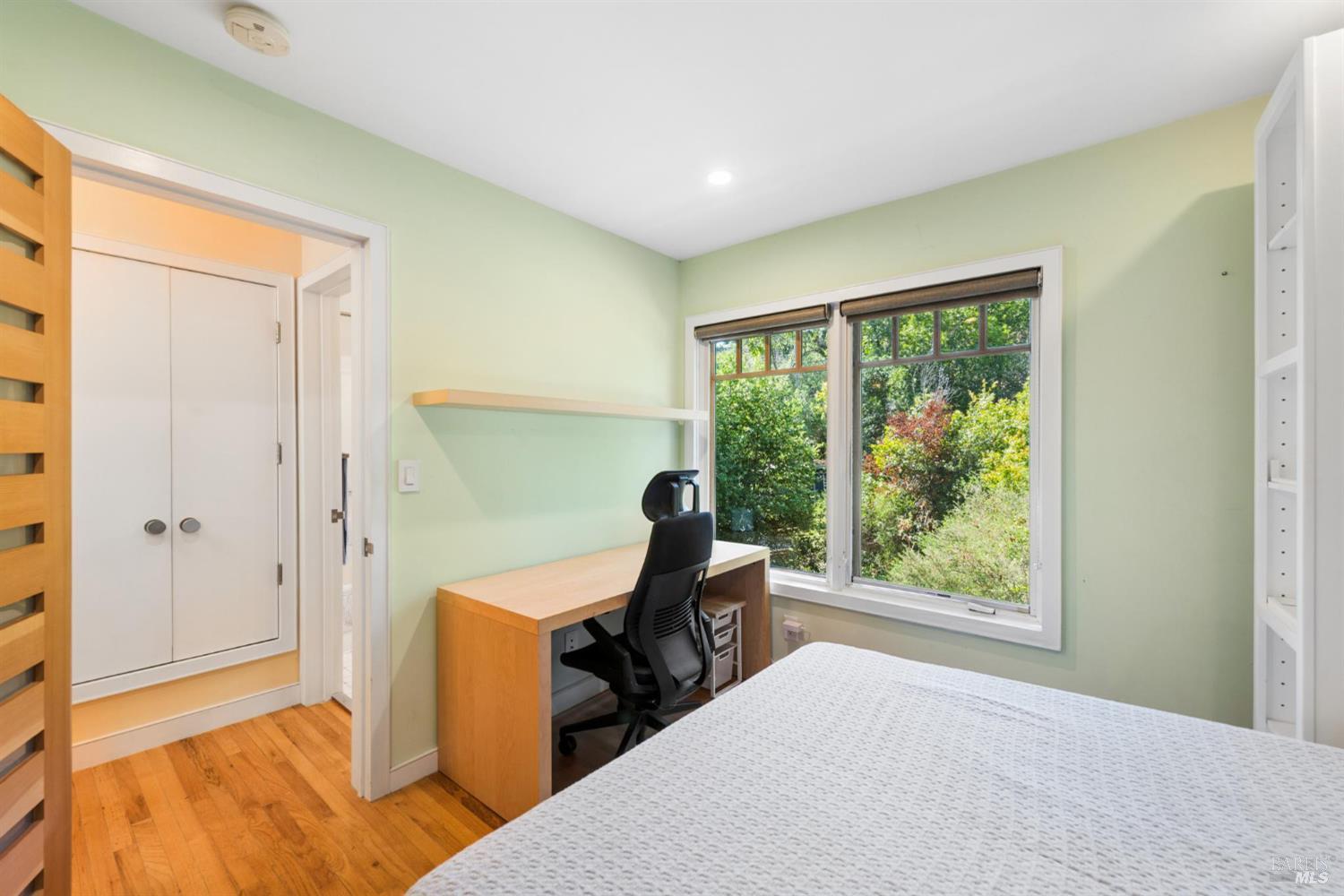 33 Brookdale Avenue