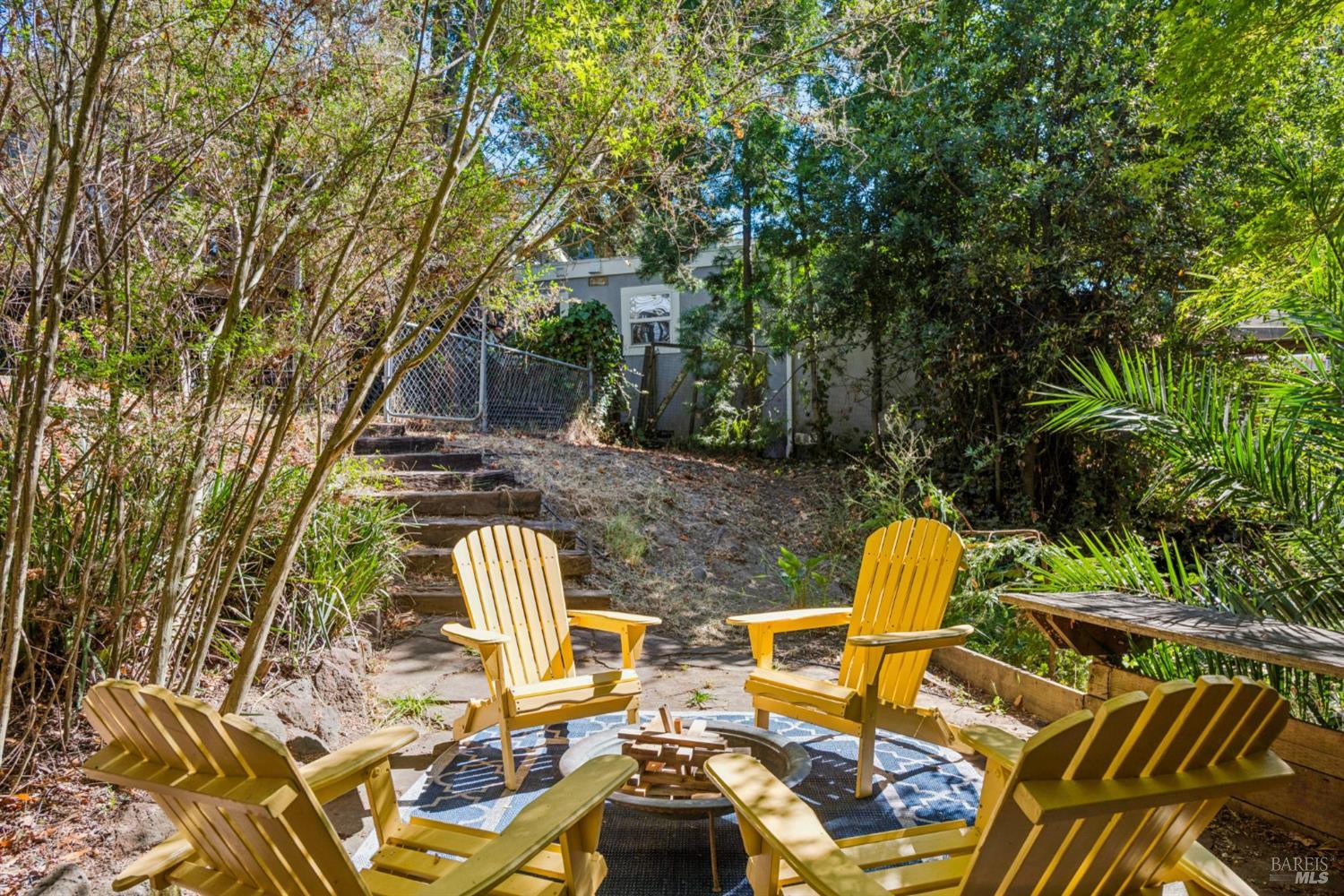 33 Brookdale Avenue